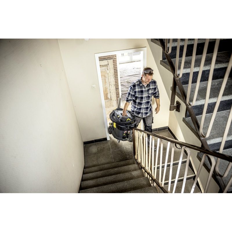 ПРАХОСМУКАЧКА ЗА СУХО И МОКРО ПОЧИСТВАНЕ KARCHER NT 30/1 Tact Te M